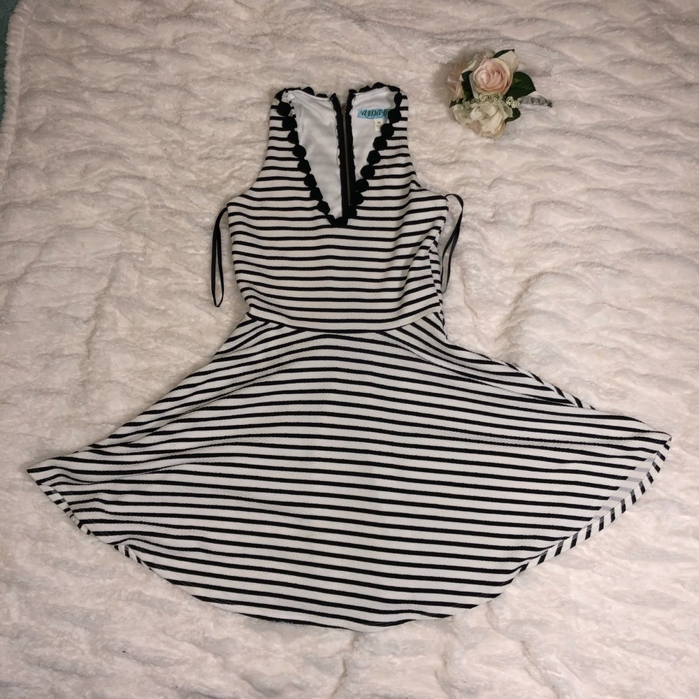 Diana be flowy dress size med